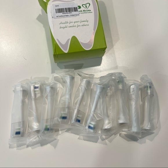 𝅺TEN Replacement toothbrush heads - Picture 1 of 8